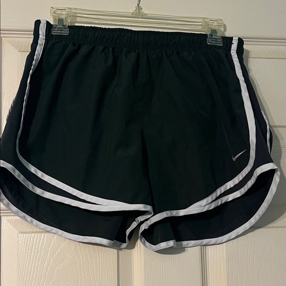 Nike Women's Black and White Athletic Shorts. No wear. Size L